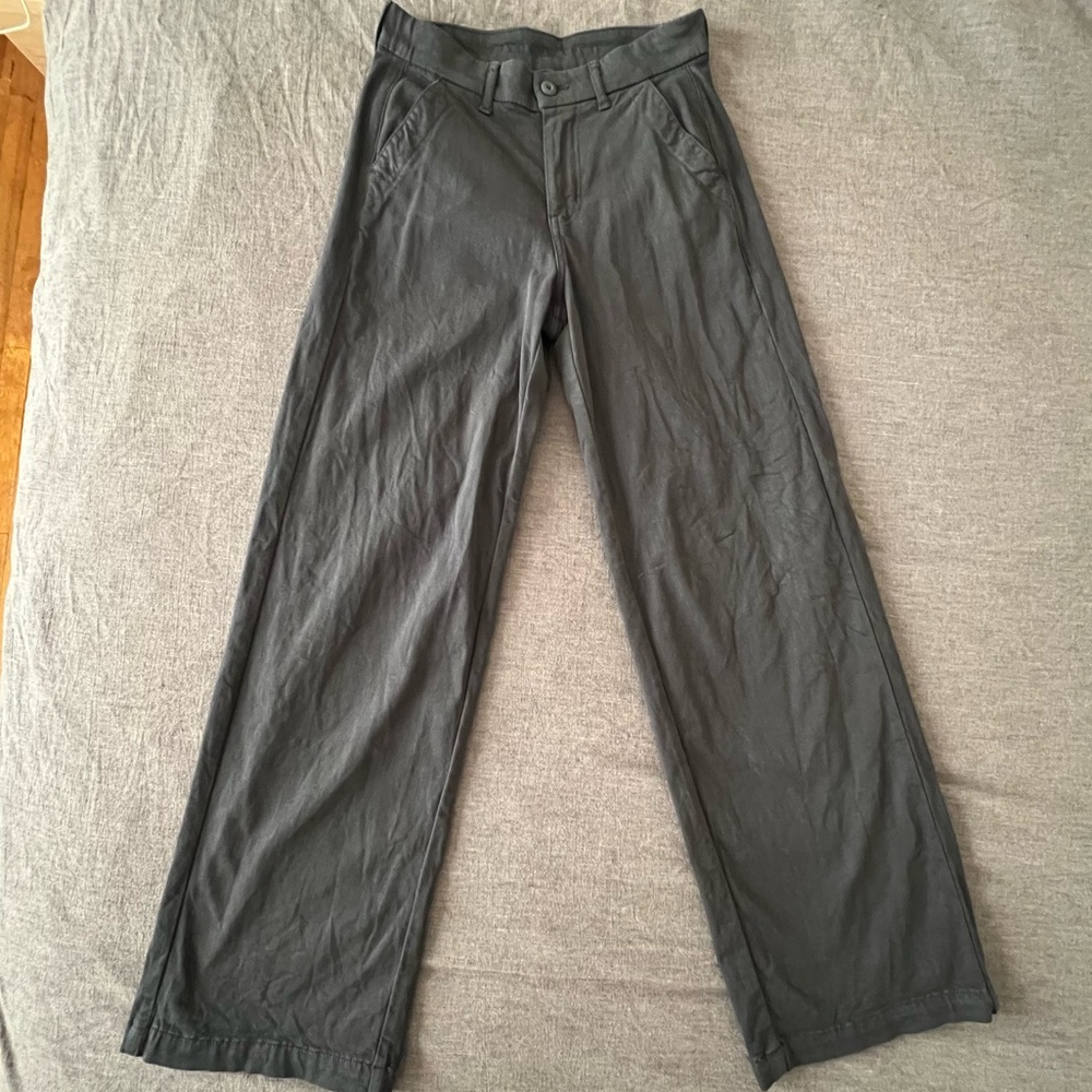 AE Stretch Super High-Waisted Trouser - Size 4